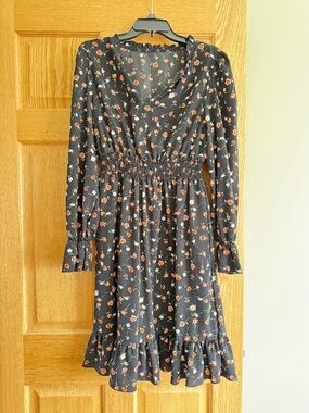 long sleeve, casual, floral dress, size L